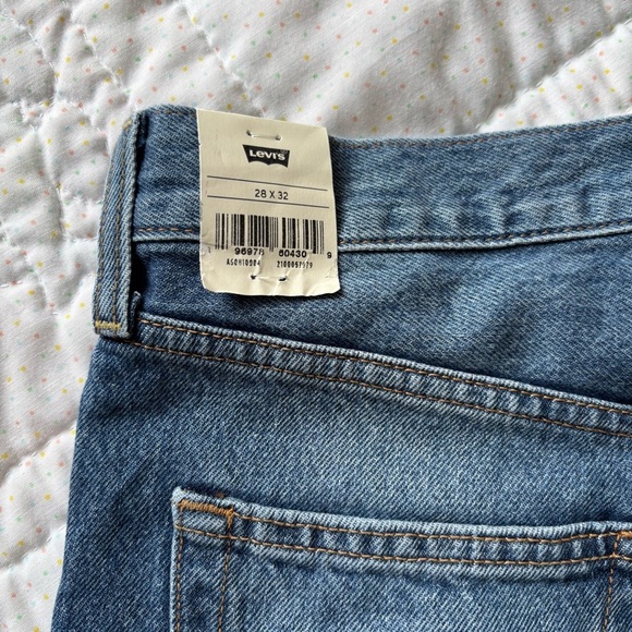 Levi,S Women's Blue Denim Jeans - Picture 12 of 12